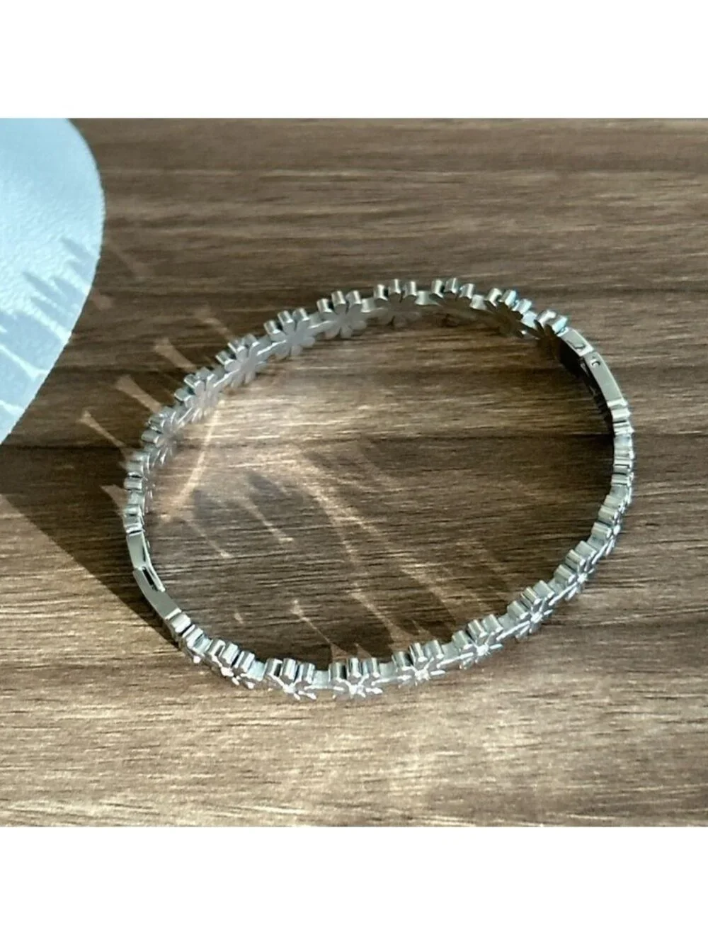 Floral Silver Bracelet Q334